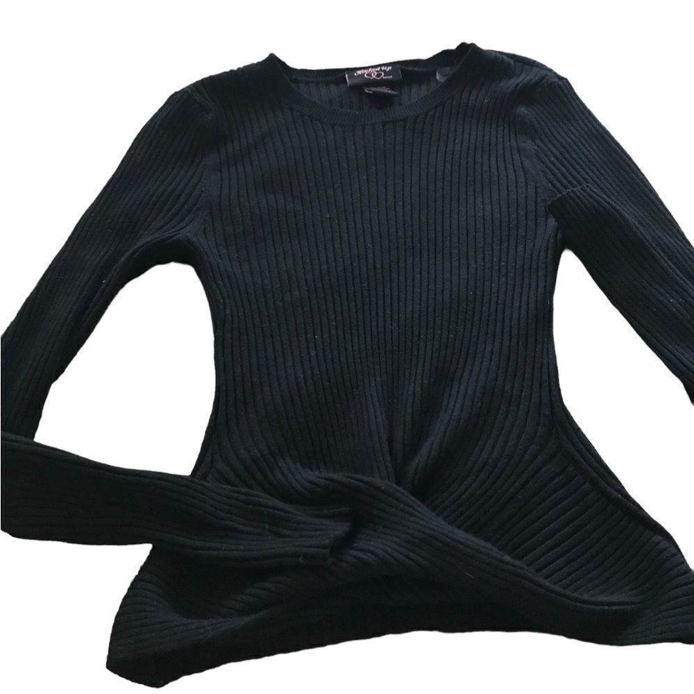 Black thin sweater juniors size medium excellent condition